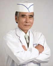 上坪忠一先生